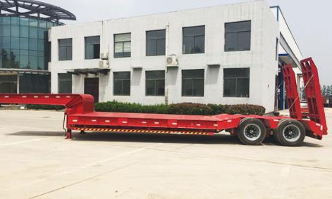 Low flatbed semi-trailers.jpg